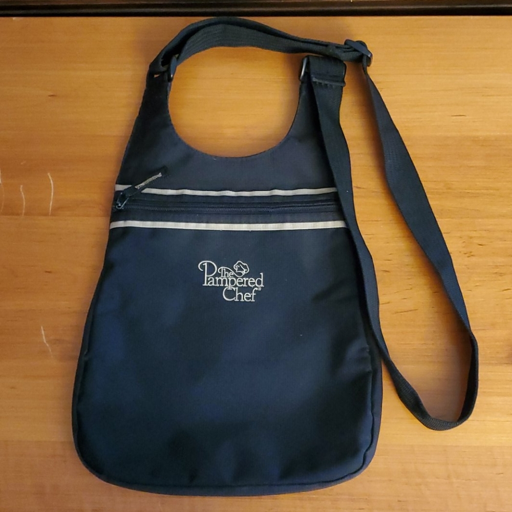 Pampered Chef cross body bag